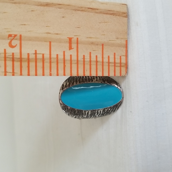Silver Turquoise Enamel Southwest Stretch Ring - Picture 4 of 4